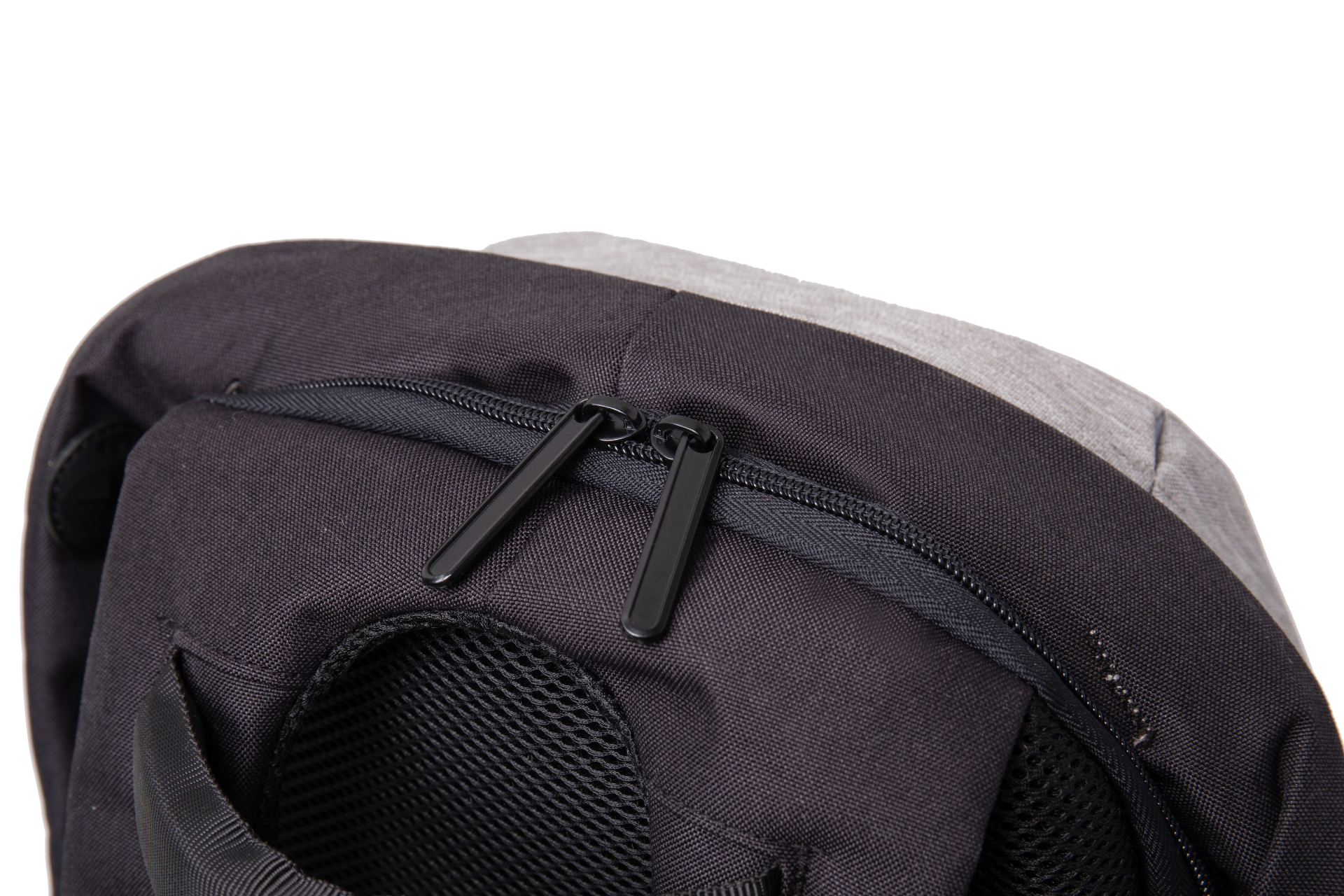 Sac à dos antivol Mini Groovy 17 litres avec port USB, prise jack intégrée et fermetures dissimulées – tissu Oxford anti-coupure – vue 4