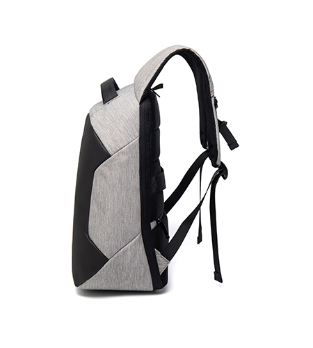 Sac à dos antivol Premium 32 litres avec port USB, prise jack, compartiment antichoc pour laptop 17 pouces et bandes réfléchissantes – vue 6