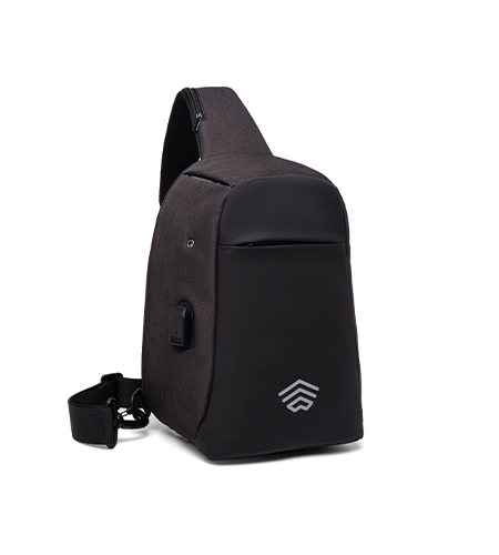 Sacoche bandoulière antivol Trendy 11 litres avec port USB, prise jack intégrée et bandes réfléchissantes – tissu Oxford anti-coupure – vue 5